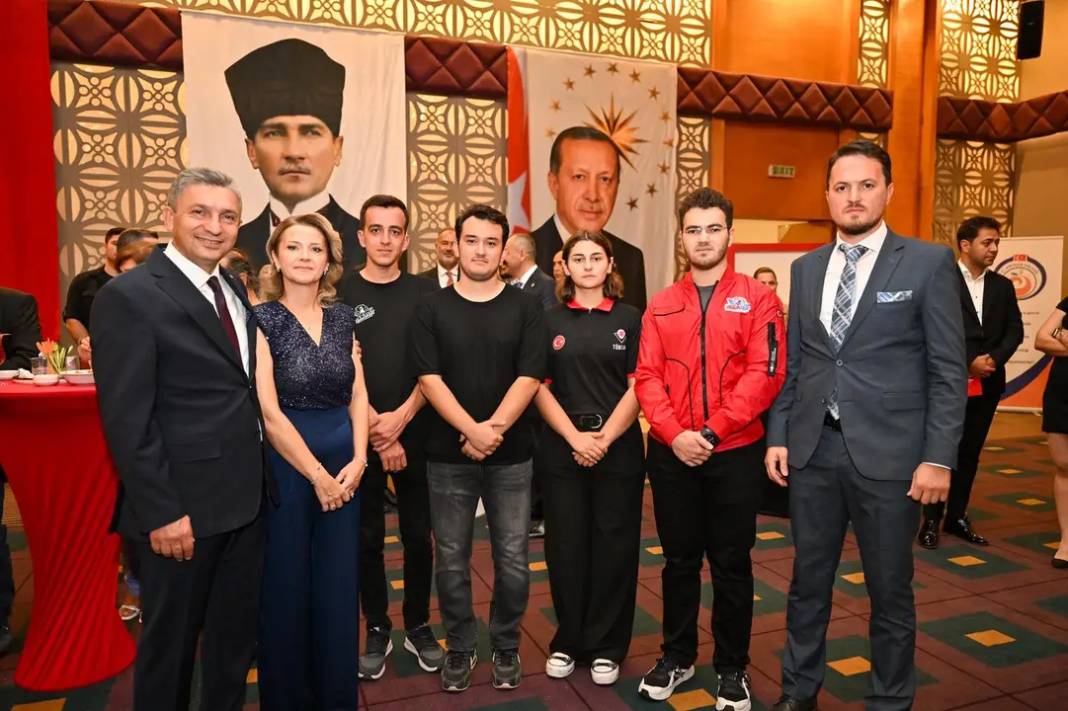 Antalya’da 30 Ağustos Resepsiyonu: Vali Hulusi Şahin’den İkinci Ergenekon Vurgusu 4